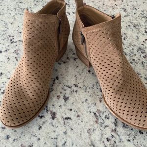 Lucky Brand Ankle Boot